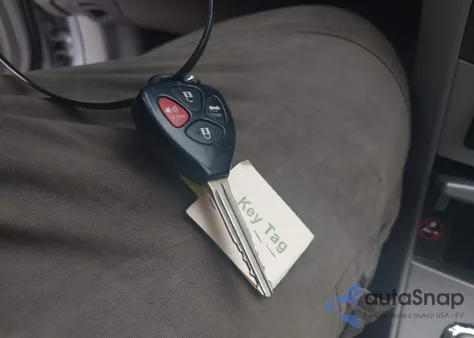 2013 Toyota Corolla L/Le/S/S Special Edition/Le Special Edition z USA, uszkodzony, nr VIN 2T1BU4EE2DC969075